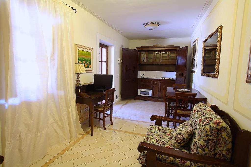 Residenze L'Uncinaia Holiday House Perugia Habitación foto